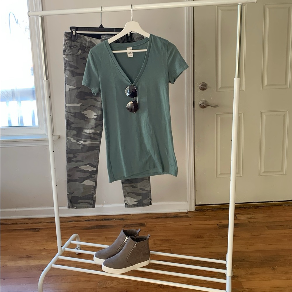 Classic Pink V-neck!